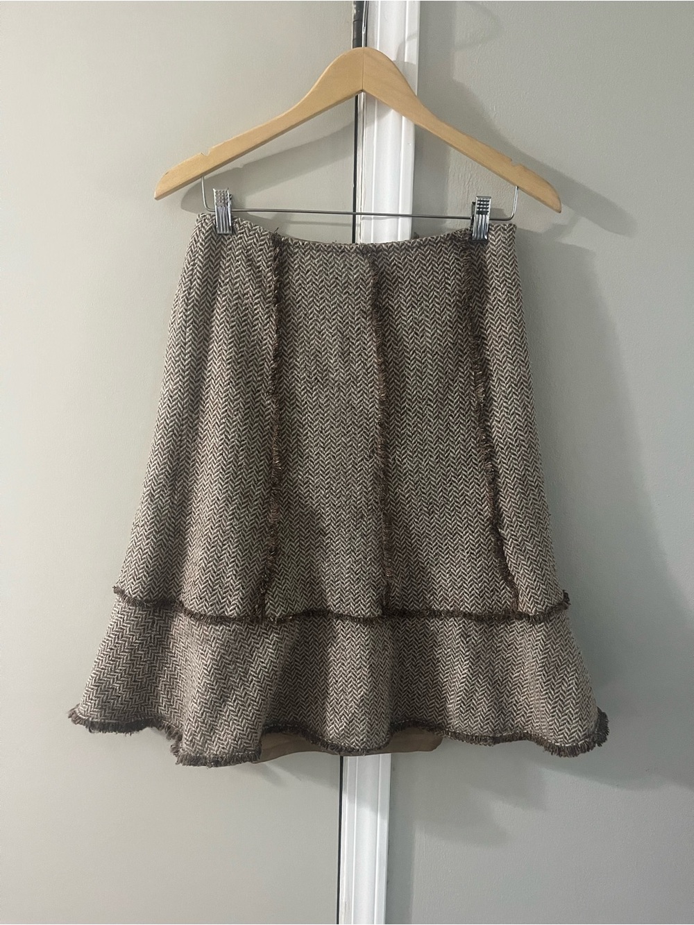 Anne Taylor LOFT Brown Herringbone Tiered A-Line Skirt, Fringe, Size 4
